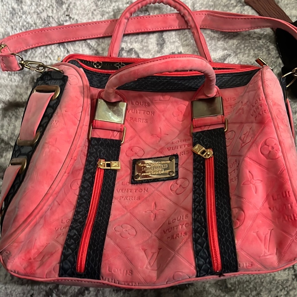 pink purse